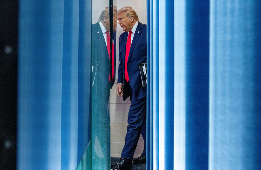 ترامب يرفض المشاركة في اجتماع لـ”السبع” بباريس ويشكك في استقرار حكم ماكرون