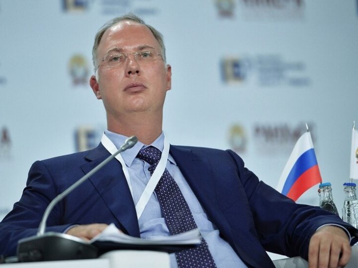 دميترييف ردا على توسك: الاسترضاء هو خياركم الوحيد