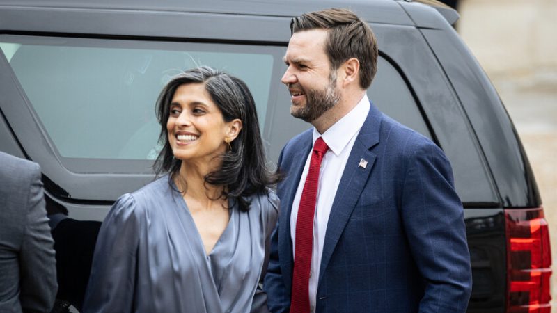 نائب الرئيس الأمريكي والسيدة الثانية يعلنان انتظارهما طفلهما الرابع