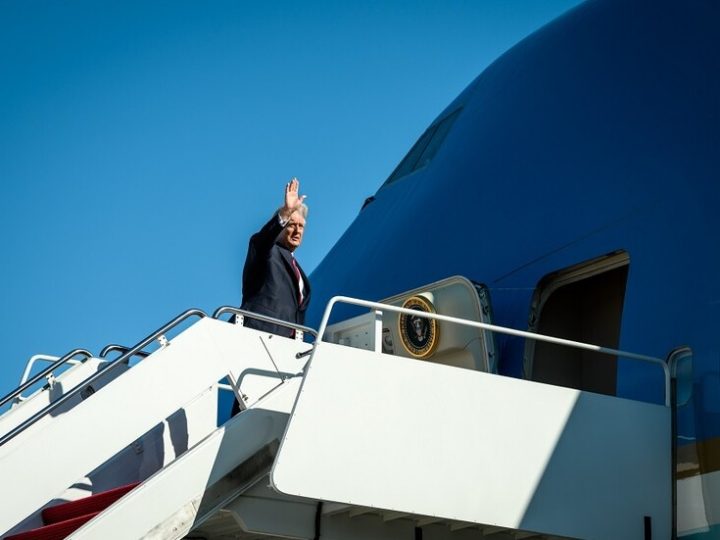 ترامب يصف مشاركته في دافوس بـ”الرحلة المثيرة”