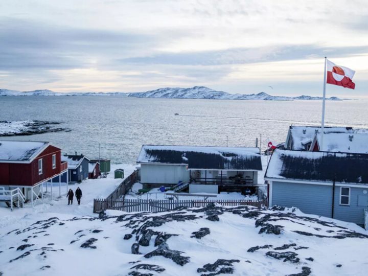 فرنسا تطلب من “الناتو” إجراء مناورات في غرينلاند وتعلن جاهزيتها للمشاركة