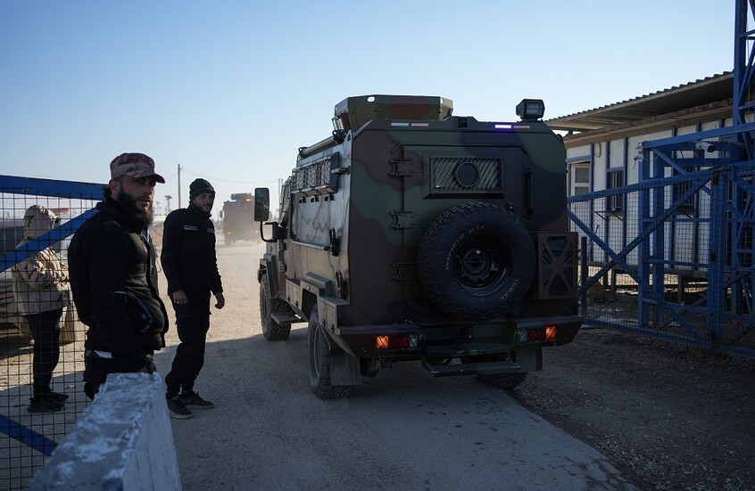 لماذا انهارت “قسد” بسرعة أمام الجيش السوري؟