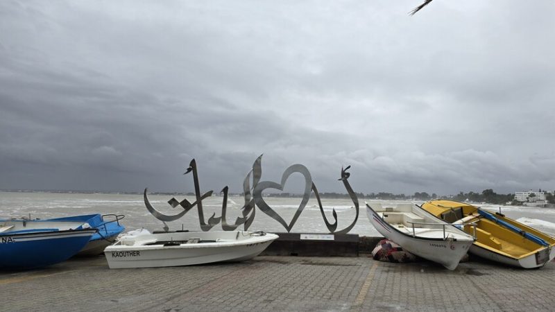 RT ترصد أضرار الفيضانات في إحدى أشهر المدن السياحية التونسية (فيديو)