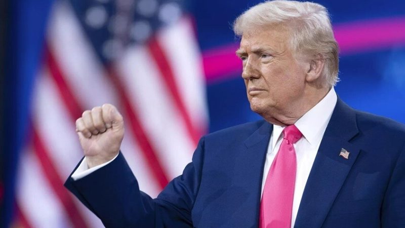 ترامب: نأمل ألا تكون هناك إجراءات‭ ‬جديدة بشأن إيران