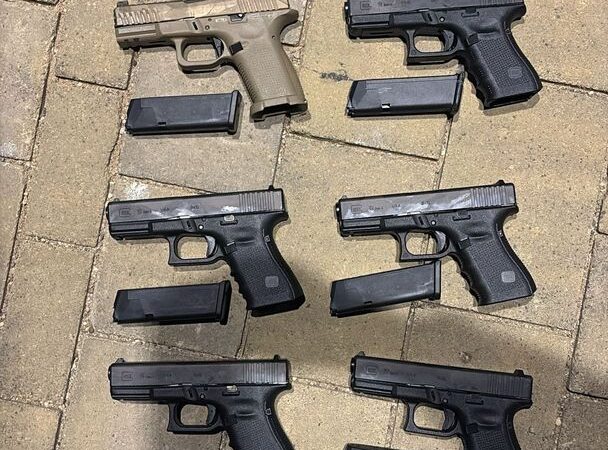 إسرائيل تعترض طائرة مسيرة تحمل 10 أسلحة نارية