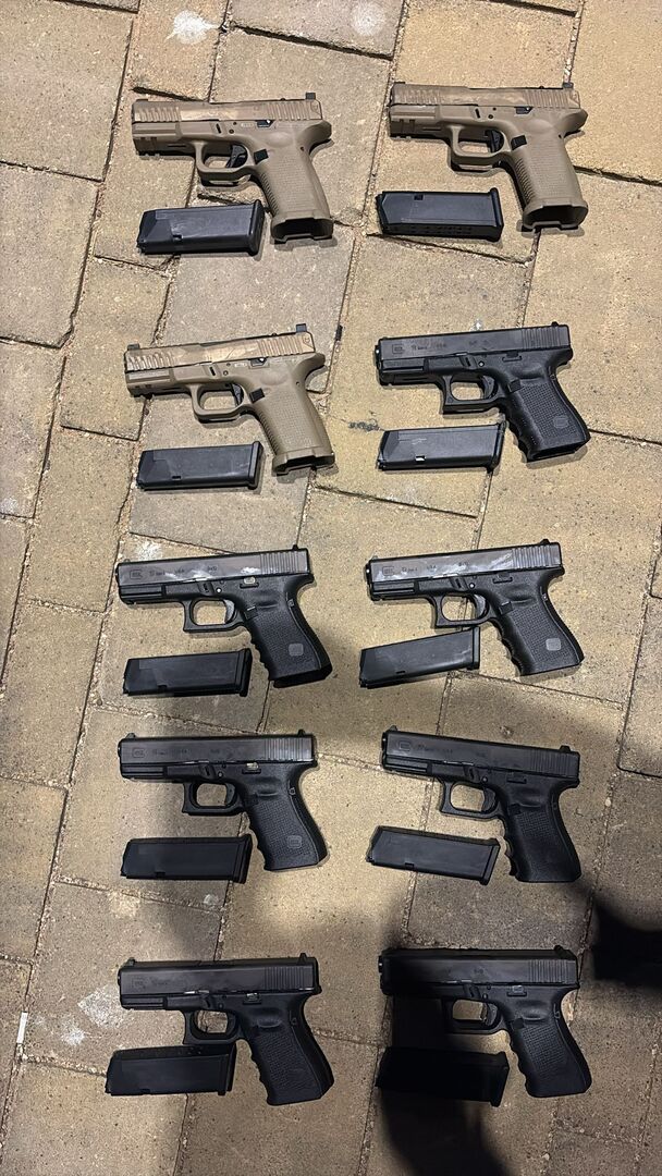 إسرائيل تعترض طائرة مسيرة تحمل 10 أسلحة نارية