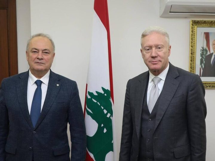 لبنان يطالب موسكو بالضغط على إسرائيل لوقف اعتداءاتها