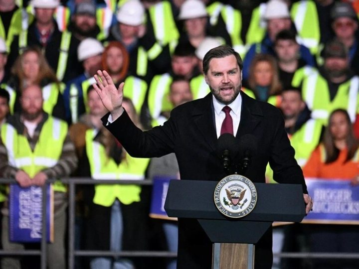 فانس: إنهاء النزاع في أوكرانيا يخدم مصالح الولايات المتحدة ويعد إنجازا صعبا