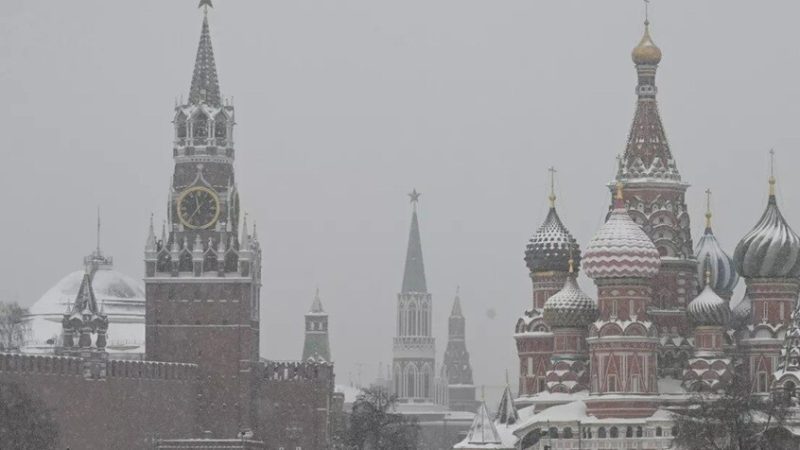 لقاء بوتين وويتكوف في الكرملين يشهد تواجد مسؤول أمريكي جديد