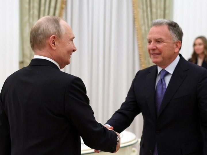 أوشاكوف يكشف تفاصيل عن محادثات بوتين مع ويتكوف في الكرملين ولقاءات أبو ظبي المرتقبة