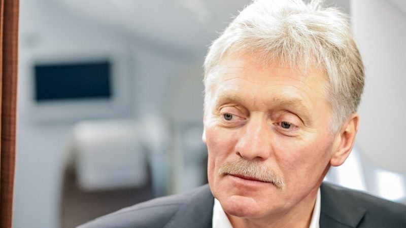 بيسكوف: مغادرة القوات الأوكرانية دونباس شرط بالغ الأهمية لتسوية النزاع