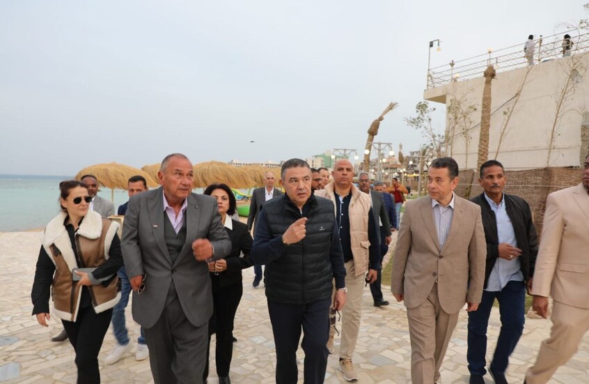 نشاط سياحي جديد لأول مرة بالشرق الأوسط على شواطئ البحر الأحمر في مصر