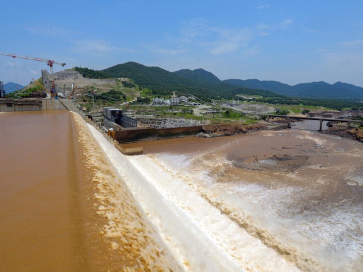 خبير بجامعة القاهرة: إثيوبيا ترغب في بيع مياه النيل لمصر وتخطط لبناء 3 سدود (فيديو)