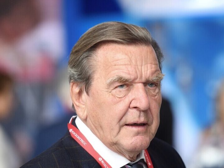 شرودر: الاتحاد الأوروبي يفقد “وزنه الدولي” في ظل مساره الحالي