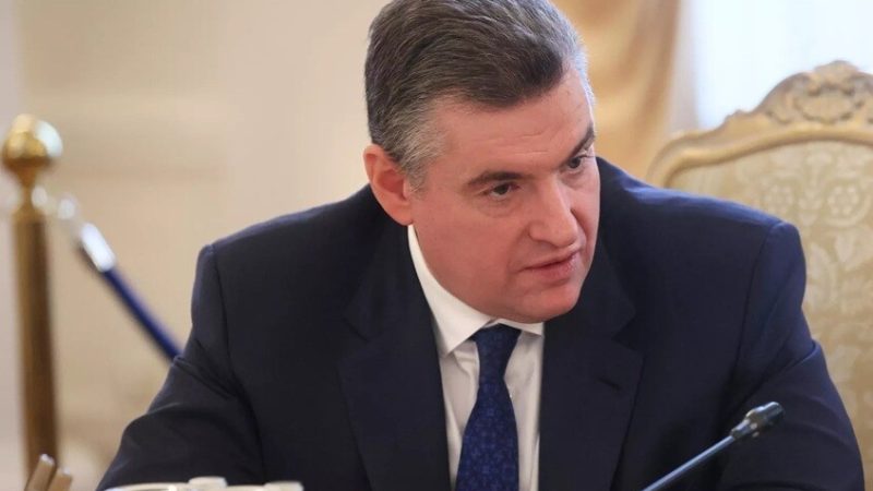 سلوتسكي: على واشنطن ألا تتغاضى عن جرائم كييف ضد المدنيين