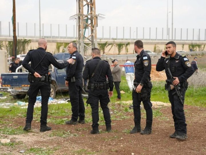 “نتنياهو المزيف” في قبضة الأمن ودفاع المتهم يطلب عدم الكشف عن هويته