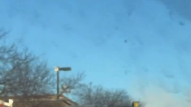 مقتل شخص على يد عناصر إنفاذ القانون الفيدرالي بولاية مينيسوتا الأمريكية (فيديو)