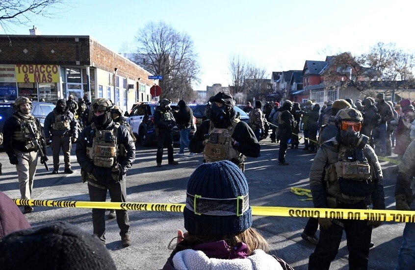 الولايات المتحدة.. توتر ديمقراطي حاد بعد مقتل شخص في مينيابوليس برصاص عملاء فيدراليين