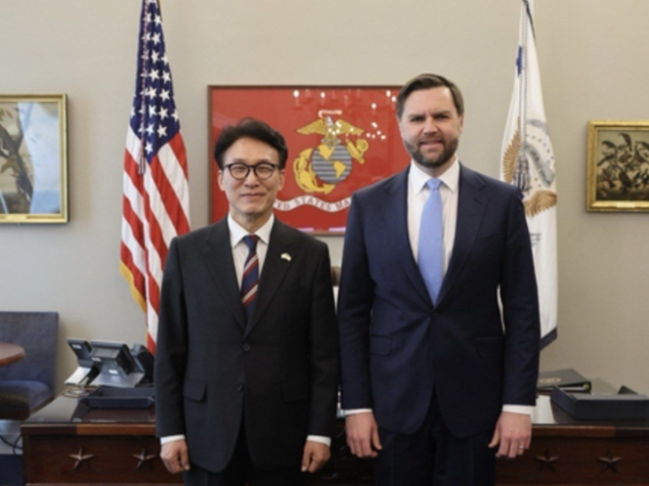 رئيس وزراء كوريا الجنوبية يطالب واشنطن بإرسال مبعوث خاص لبيونغ يانغ