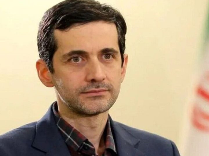 نجل الرئيس الإيراني يدعو إلى رفع حجب الإنترنت ويحذر من عواقب استمراره