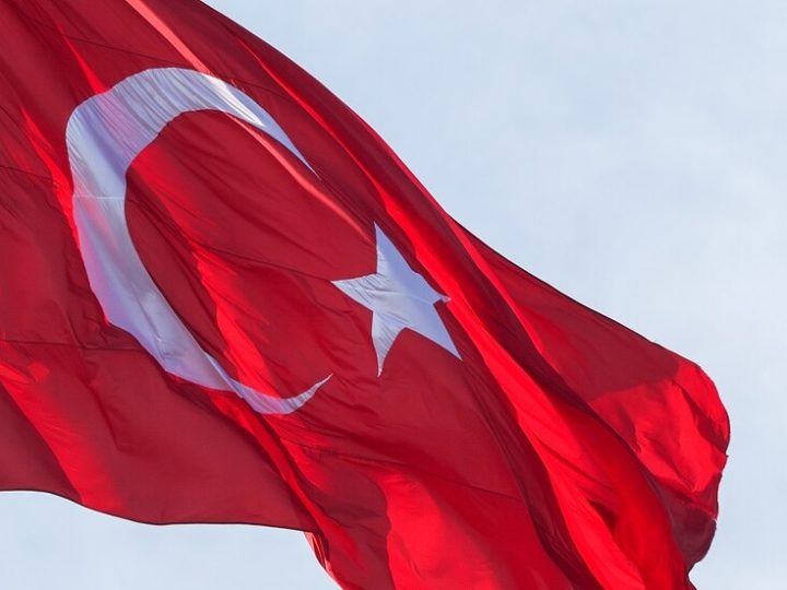 تركيا تنفي نشر نظام رادار في مطار دمشق الدولي لتنفيذ عمليات عسكرية