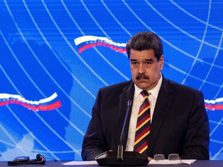 ريابكوف: روسيا تصر على إطلاق سراح الرئيس مادورو وزوجته