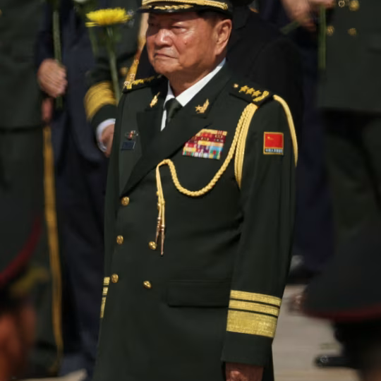 “وول ستريت جورنال”: أكبر جنرال في الصين متهم بتسريب أسرار نووية إلى الولايات المتحدة
