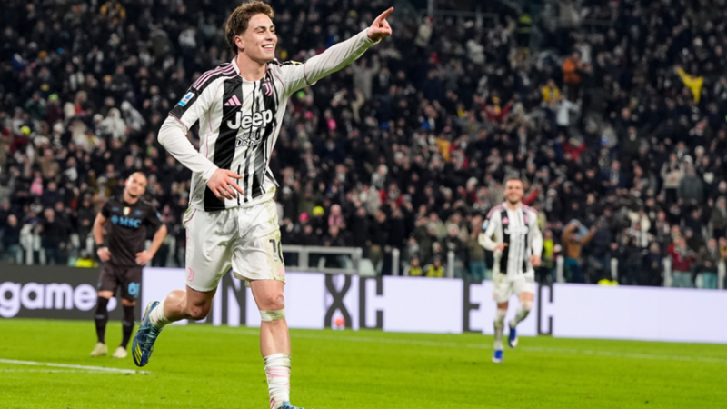 يوفنتوس يقسو على نابولي بثلاثية في الدوري الإيطالي