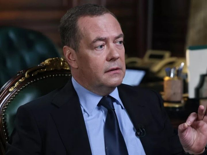 مدفيديف: الهجوم الأوكراني على مقر بوتين كان يشكل أساسا للرد بأسلحة خاصة