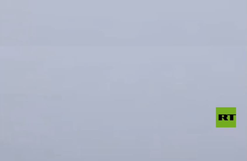 البرازيل.. صاعقة تطيح بمتظاهرين مؤيدين للرئيس السابق (فيديو)