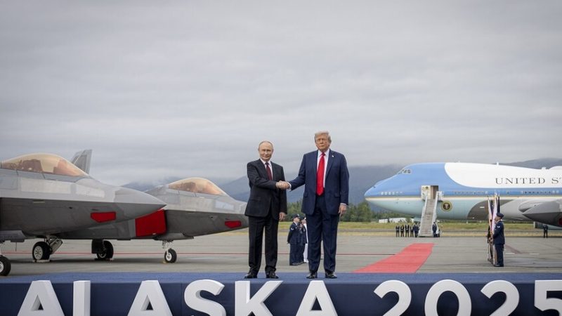 نائب حاكم ولاية ألاسكا السابق يشدد على ضرورة وجود علاقات جيدة بين موسكو وواشنطن