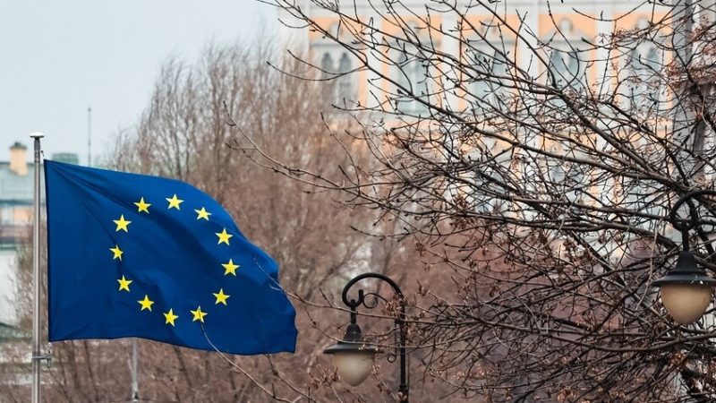 موسكو: القرض العسكري المقدم من الاتحاد الأوروبي لأوكرانيا سيثقل كاهل الأوروبيين