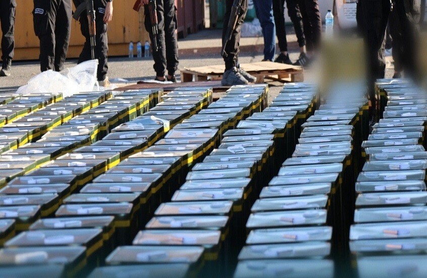 سوريا.. ضبط شحنة “كوكايين سائل” ضخمة في ميناء اللاذقية قادمة من البرازيل (صور)