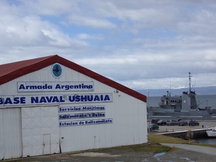 معارضون أرجنتينيون يحذرون من أطماع أمريكية في أوشوايا بوابة القطب الجنوبي