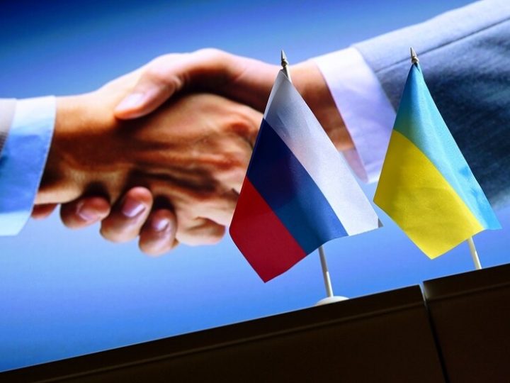 وزير الخارجية الأوكراني يعلن استعداد زيلينسكي للقاء بوتين شخصيا