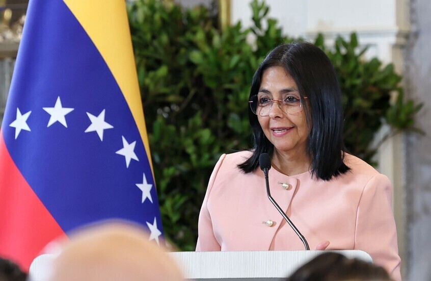 وكالة: واشنطن تشك في ولاء ديلسي رودريغيز