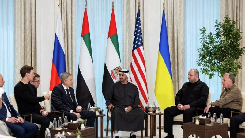 خبير ألماني: يجب على المستشار ميرتس أن يقود المفاوضات مع الرئيس بوتين