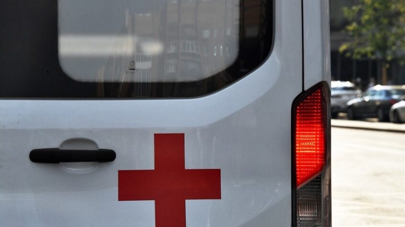 غلادكوف: مقتل أحد سكان مقاطعة بيلغورود في استهداف مسيرة جوية أوكرانية لسيارة مدنية