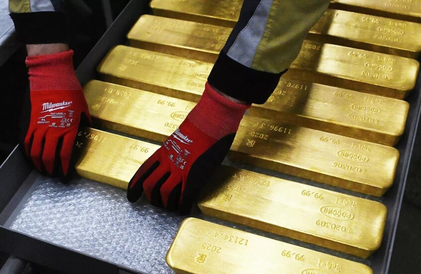 الذهب يهوي من قمته التاريخية