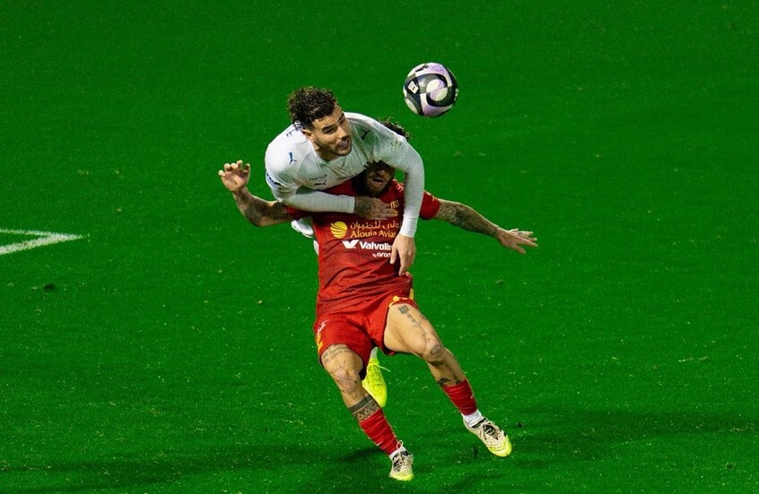 شاهد.. الهلال ينجو من الهزيمة في ميدان القادسية