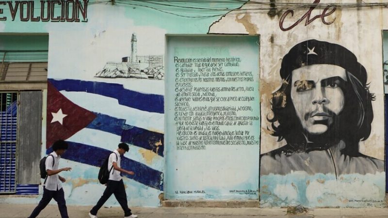 هافانا: واشنطن تفرض ظروفا معيشية قاسية على الشعب الكوبي عبر حصار الوقود