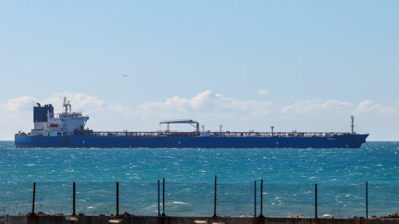 الخارجية الروسية: ناقلة “غرينش” النفطية المحتجزة في فرنسا لا صلة لها بروسيا