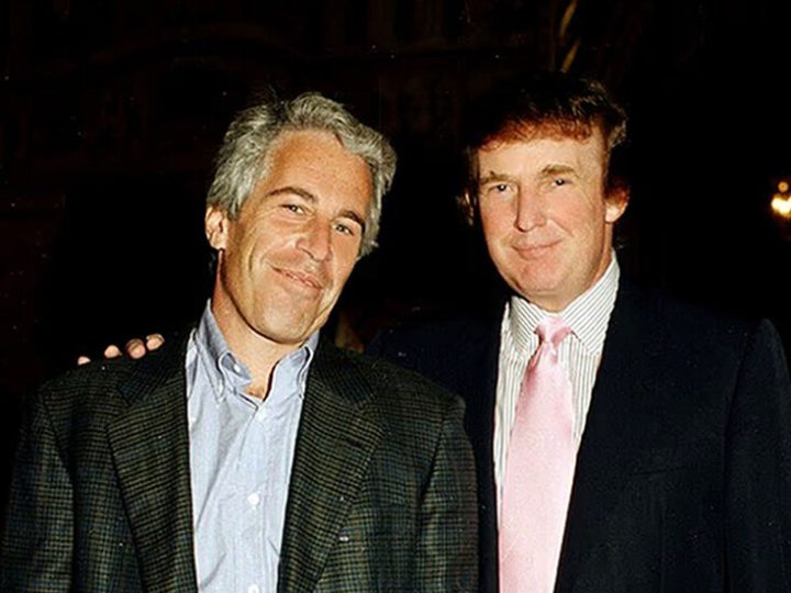 فضيحة مدوية أو كذبة.. اتهام ترامب بإجبار قاصر على فعل جنسي في سجلات الـFBI الواردة بملفات إبستين