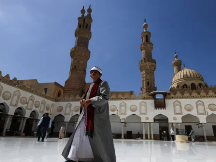 مصر.. الأزهر يصدر بيانا غاضبا بعد تداول مقاطع صوتية مسيئة للنبي محمد