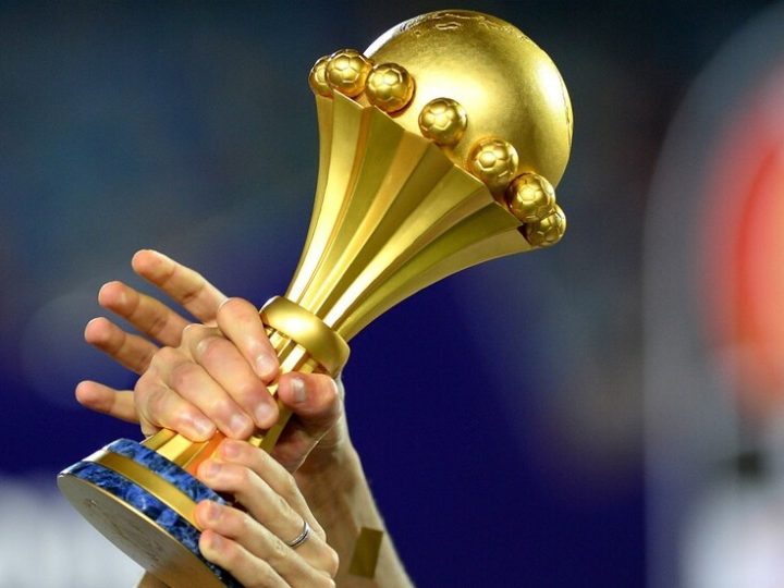 بعد عقوبات “كاف” وأزمة نهائي المغرب والسنغال.. رئيس الاتحاد الإفريقي لكرة القدم يتعهد بتغيير اللوائح