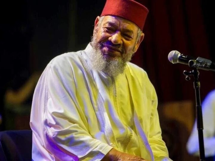 رحيل عميد الأغنية المغربية عبد الهادي بلخياط عن عمر ناهز 86 عاما