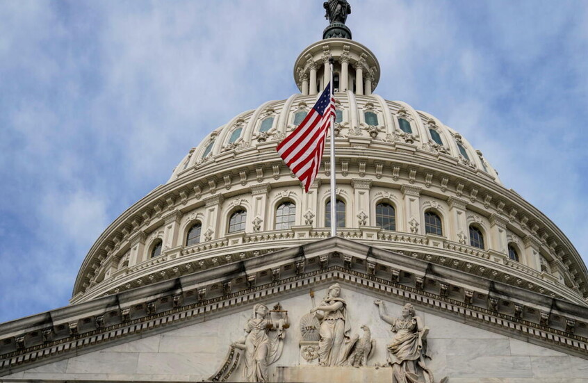 مجلس الشيوخ الأمريكي يوافق على صفقة تمويل حكومية مدعومة من ترامب