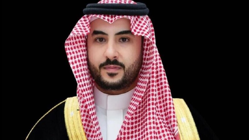 “أكسيوس” يكشف تصريحات لوزير الدفاع السعودي حول احتمال تراجع واشنطن عن ضرب إيران
