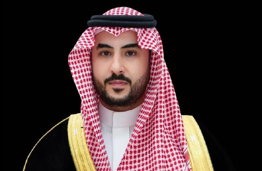 “أكسيوس” يكشف تصريحات لوزير الدفاع السعودي حول احتمال تراجع واشنطن عن ضرب إيران