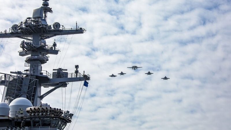 مسؤول عربي يوضح حقيقة “إطلاع واشنطن دول الخليج على خططها تجاه إيران”